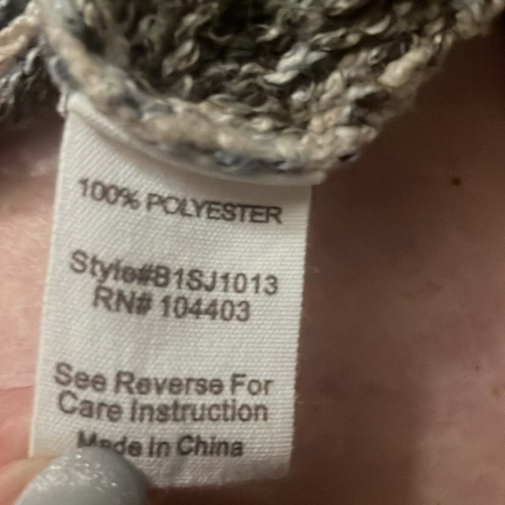 Women's Beige and Gray Sweater - Picture 8 of 8